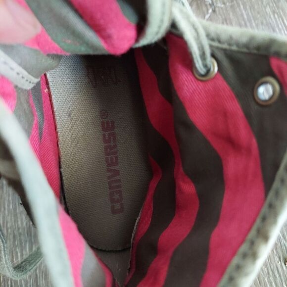 CONVERSE Olive Textured Wool High Top Sneakers Men's 5.5 - Women's 7.5 - Picture 8 of 9